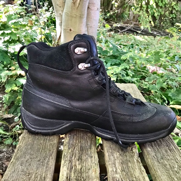 COLUMBIA Omni-Grip Waterproof Boots - Picture 5 of 16
